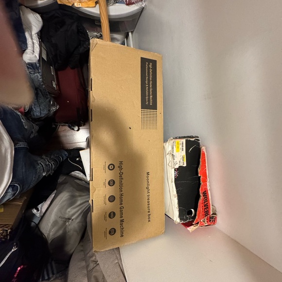 Arcade Game Console with Boxing Design - Picture 3 of 3